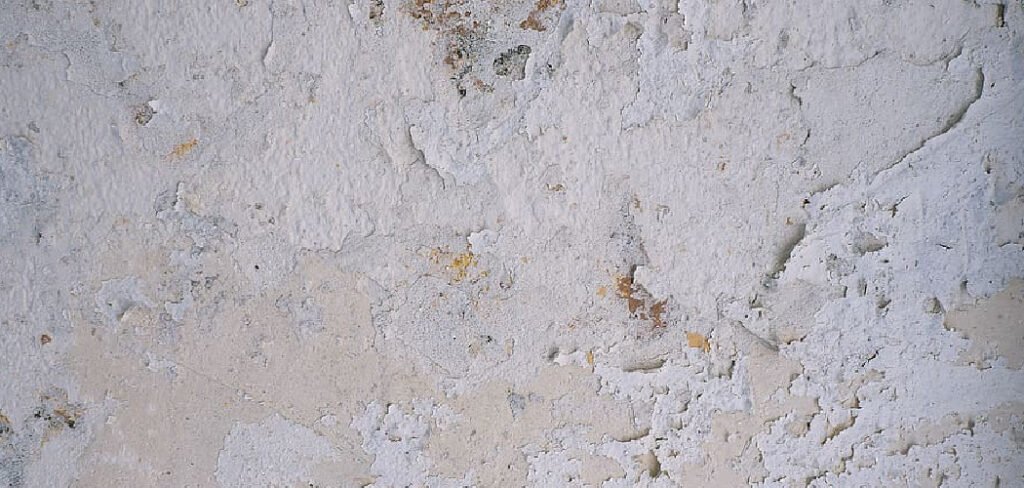 How to Clean Mold and Rust from Outside Limestone Walls